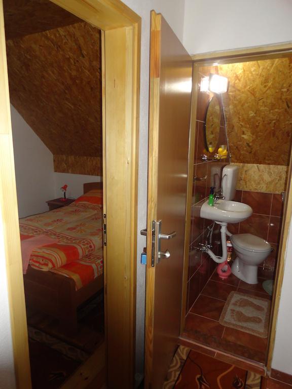 Guest House Happy Žabljak Rom bilde